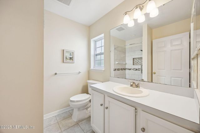 8056 CUMBERLAND GAP Trail N, Jacksonville, FL 32244