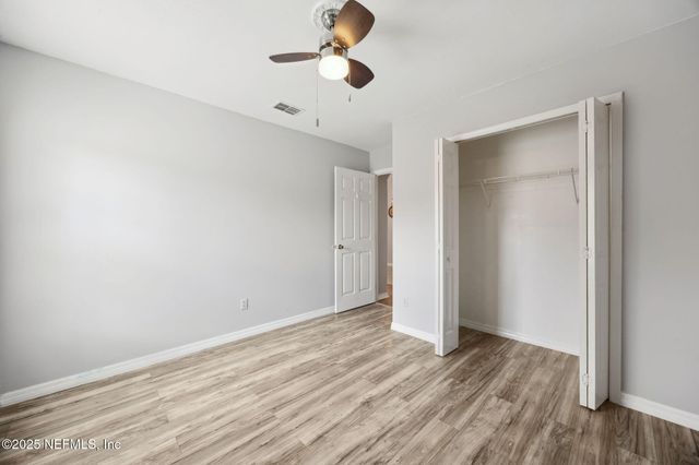 8056 CUMBERLAND GAP Trail N, Jacksonville, FL 32244