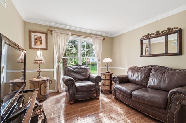 1479 GREENMEADOWS RD, Yardley, PA 19067