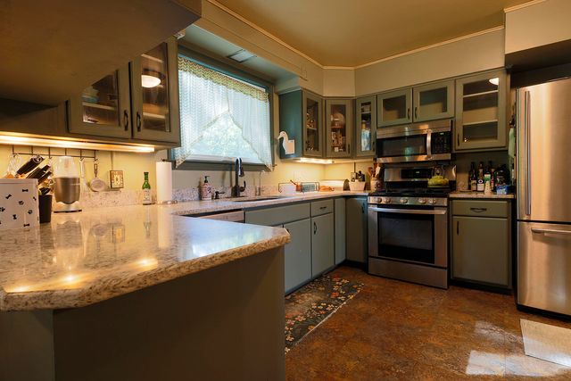 818 S Freer Road, Chelsea, MI 48118
