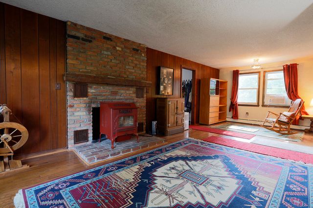 818 S Freer Road, Chelsea, MI 48118