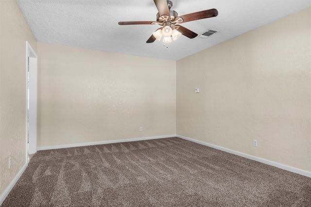 5441 Thomas Lane, River Oaks, TX 76114