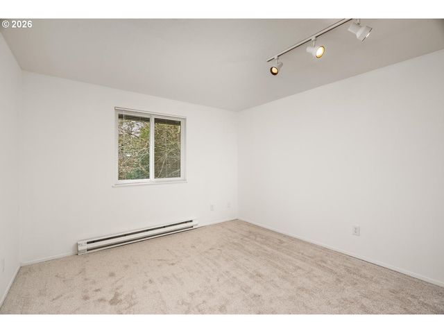 12616 Nw BARNES Rd 7, Portland, OR 97229