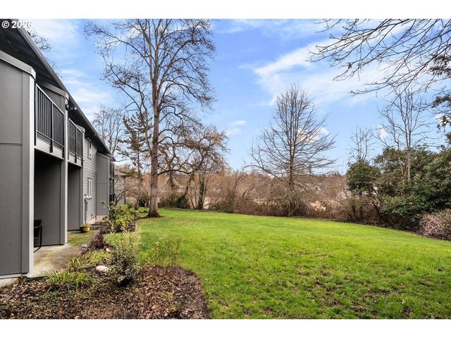 12616 Nw BARNES Rd 7, Portland, OR 97229