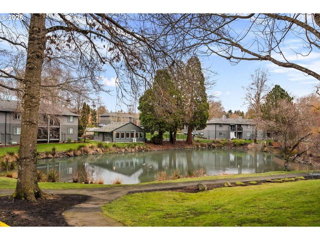 12616 Nw BARNES Rd 7, Portland, OR 97229