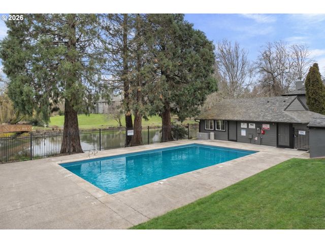 12616 Nw BARNES Rd 7, Portland, OR 97229