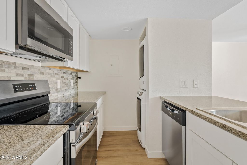 200 E SOUTHERN Avenue 175, Tempe, AZ 85282