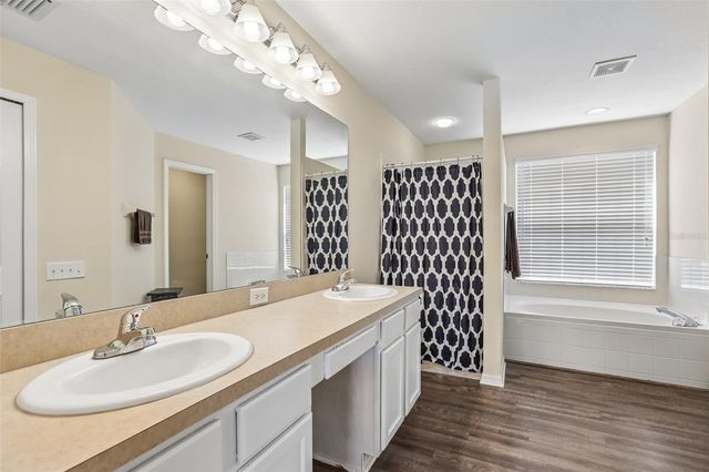 2206 WOODEN SHOE WAY, Plant City, FL 33567