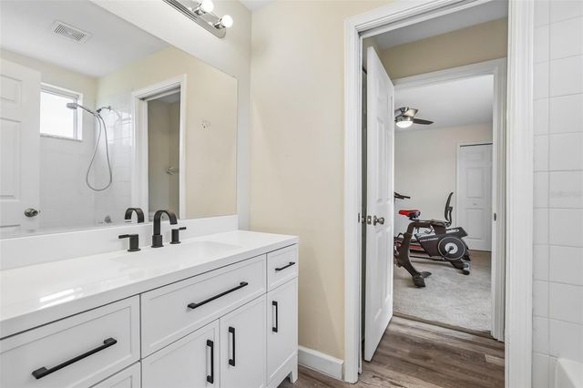 2206 WOODEN SHOE WAY, Plant City, FL 33567