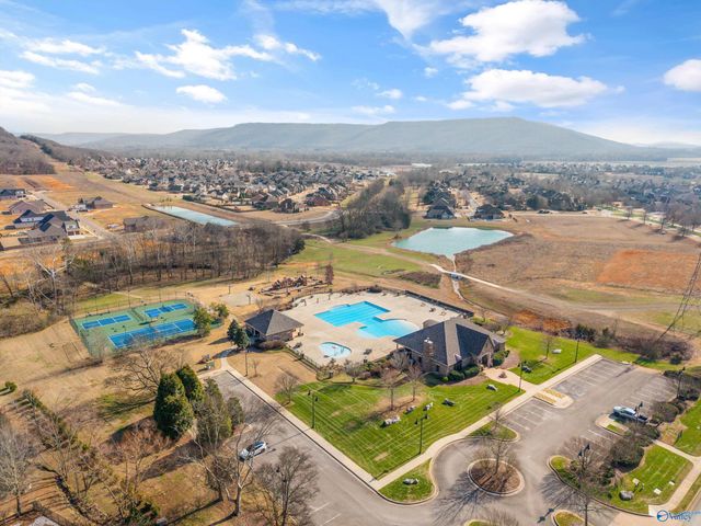 19 Havenstone Way SE, Gurley, AL 35748