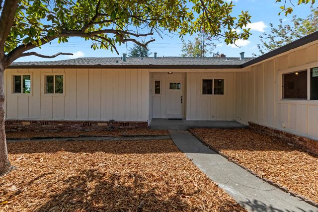 7832 Ahl Way, Fair Oaks, CA 95628