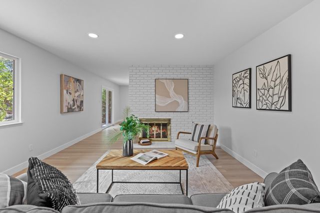 7832 Ahl Way, Fair Oaks, CA 95628