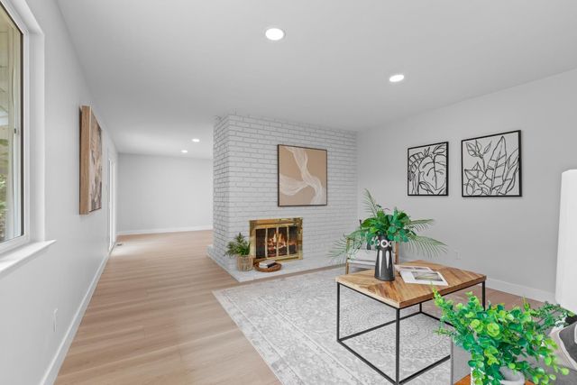 7832 Ahl Way, Fair Oaks, CA 95628