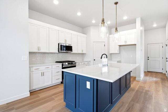7301 W TERRAINE RD, West Jordan, UT 84081