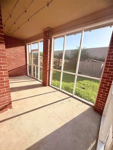 9101 Floyd Drive, Plano, TX 75025