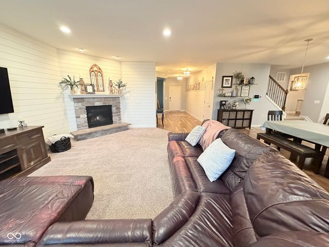 4324 Nigella Drive, Plainfield, IN 46168