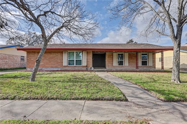 4313 Braggs Dr, Corpus Christi, TX 78413