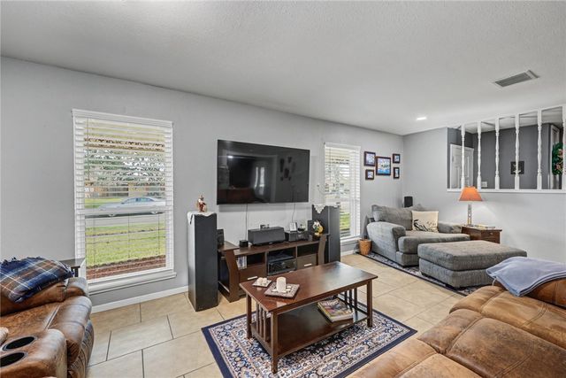 4313 Braggs Dr, Corpus Christi, TX 78413