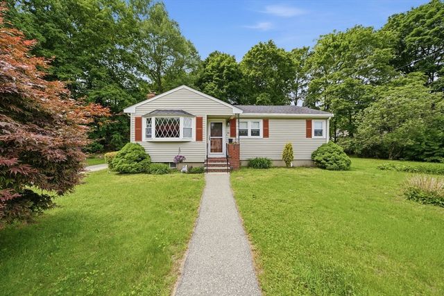36 Ellis Street, Woburn, MA 01801