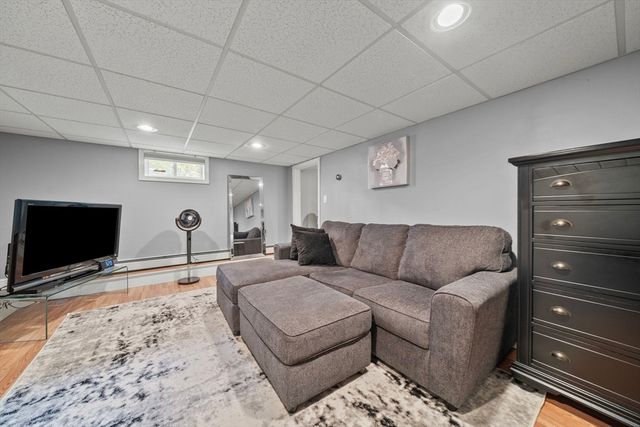 36 Ellis Street, Woburn, MA 01801