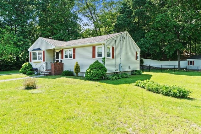 36 Ellis Street, Woburn, MA 01801