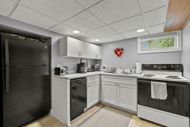 36 Ellis Street, Woburn, MA 01801