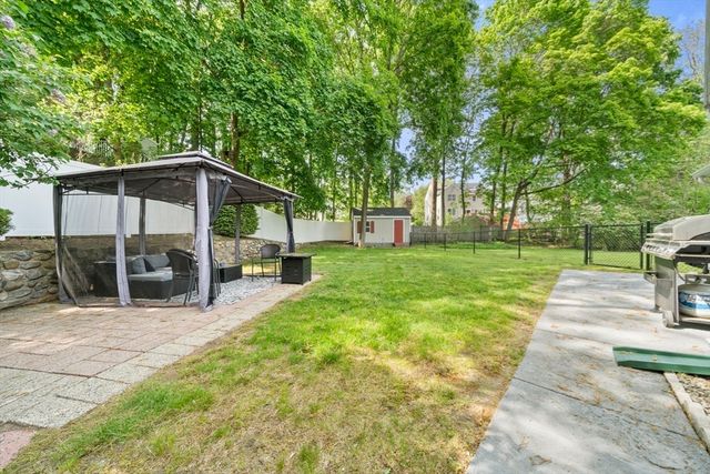 36 Ellis Street, Woburn, MA 01801