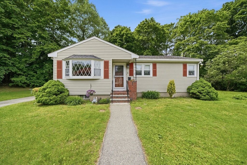 36 Ellis Street, Woburn, MA 01801