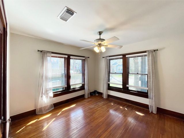 405 E 28th Street, Houston, TX 77008