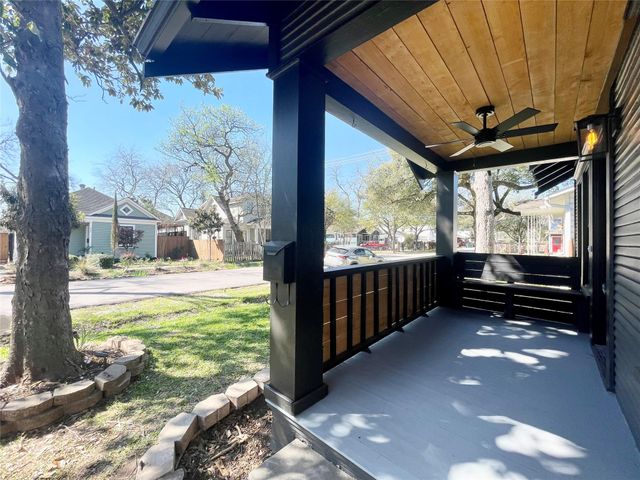 405 E 28th Street, Houston, TX 77008