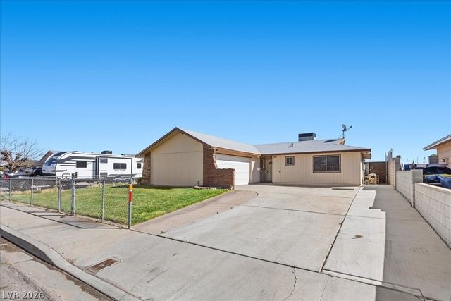 829 Vincent Way, Las Vegas, NV 89145