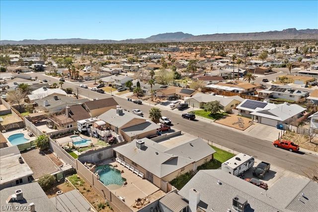 829 Vincent Way, Las Vegas, NV 89145