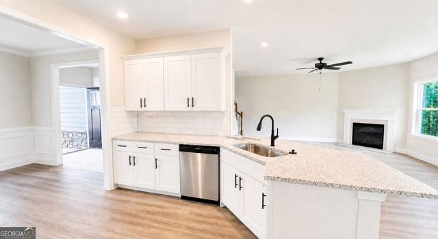 1488 Anderson Valley Drive, Snellville, GA 30039
