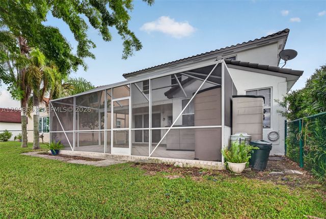 18577 NW 19th St, Pembroke Pines, FL 33029