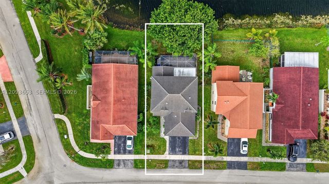 18577 NW 19th St, Pembroke Pines, FL 33029