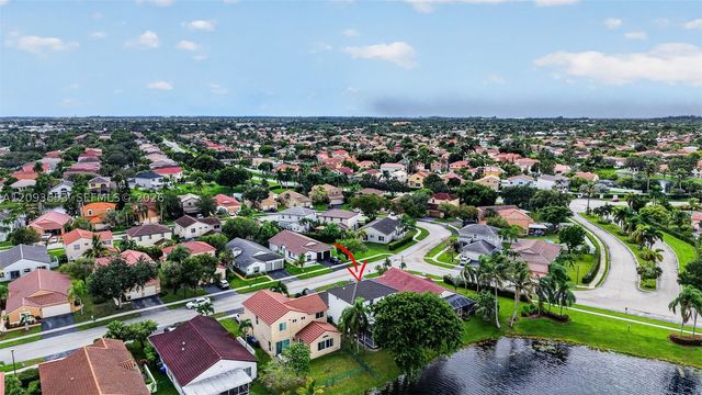 18577 NW 19th St, Pembroke Pines, FL 33029