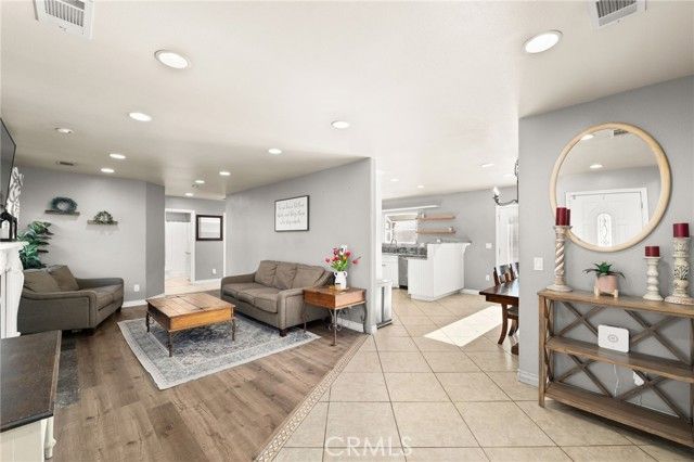 903 Greenwood, San Bernardino, CA 92407