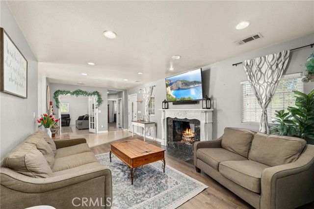 903 Greenwood, San Bernardino, CA 92407