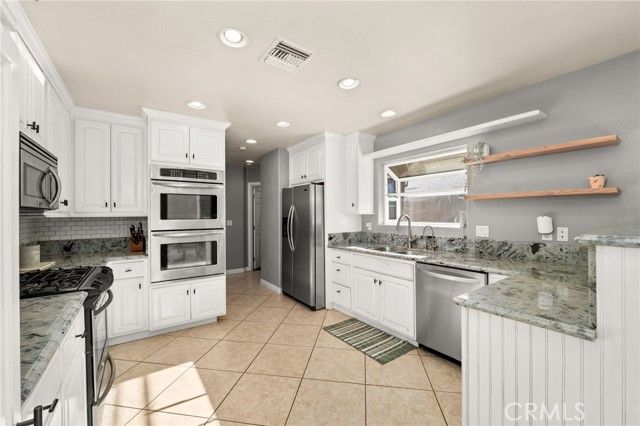 903 Greenwood, San Bernardino, CA 92407