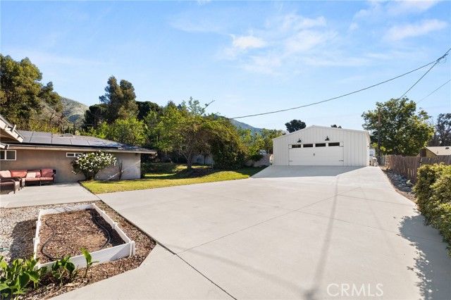 903 Greenwood, San Bernardino, CA 92407