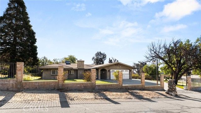 903 Greenwood, San Bernardino, CA 92407