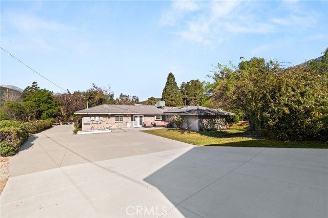 903 Greenwood, San Bernardino, CA 92407