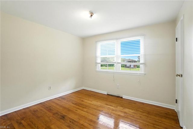 2304 Manning RD, Suffolk, VA 23434