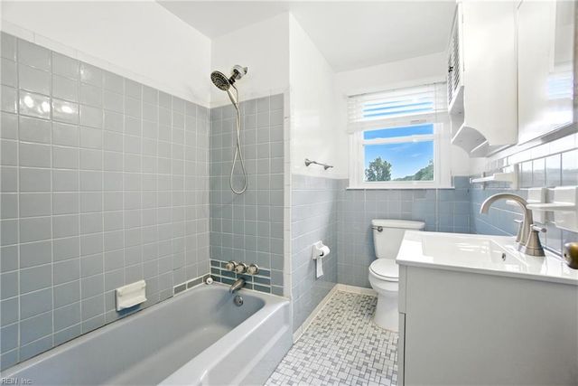 2304 Manning RD, Suffolk, VA 23434