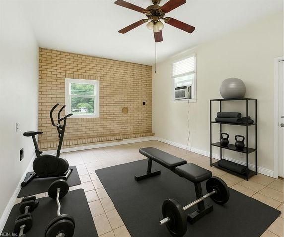 2304 Manning RD, Suffolk, VA 23434
