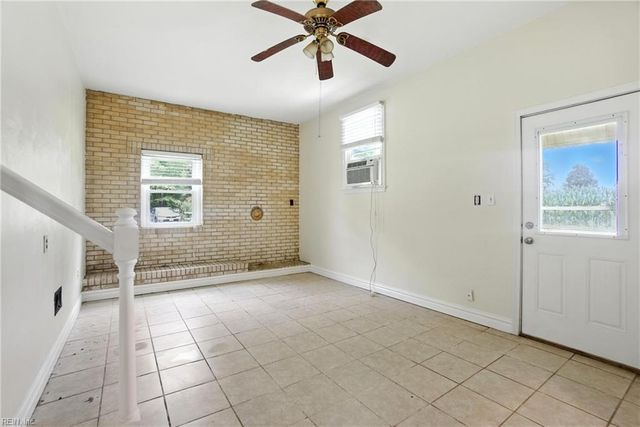 2304 Manning RD, Suffolk, VA 23434