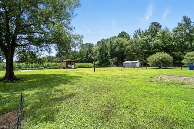 2304 Manning RD, Suffolk, VA 23434