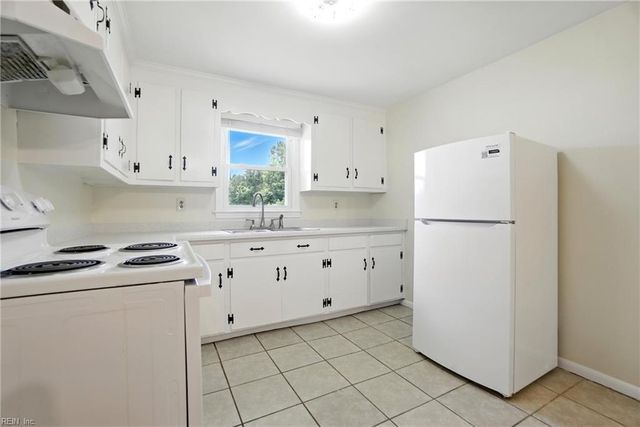 2304 Manning RD, Suffolk, VA 23434