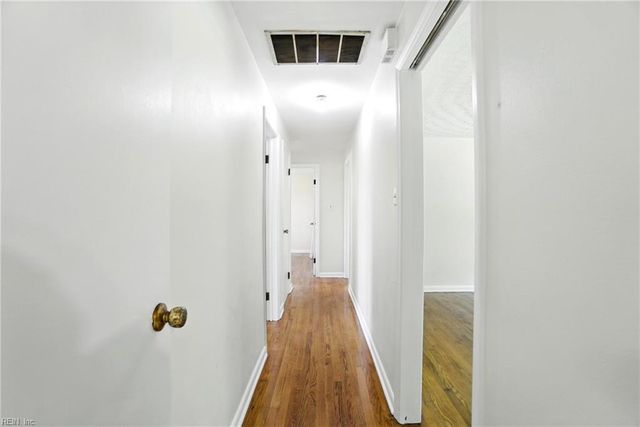 2304 Manning RD, Suffolk, VA 23434
