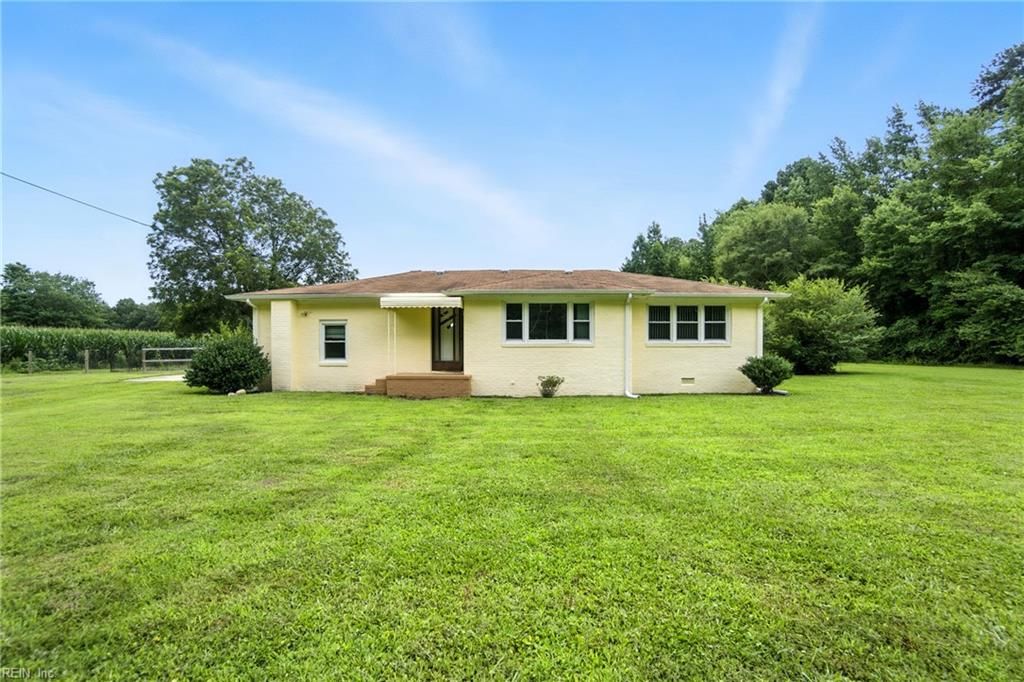 2304 Manning RD, Suffolk, VA 23434